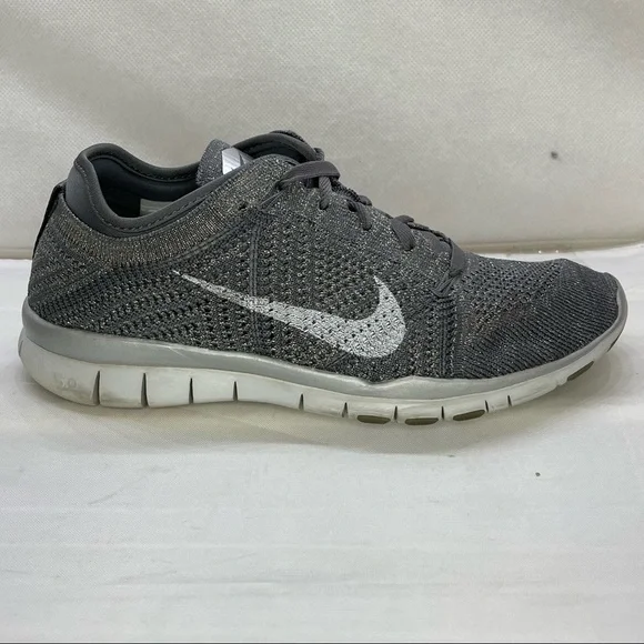 Nike free tr 5 flyknit metallic 2025